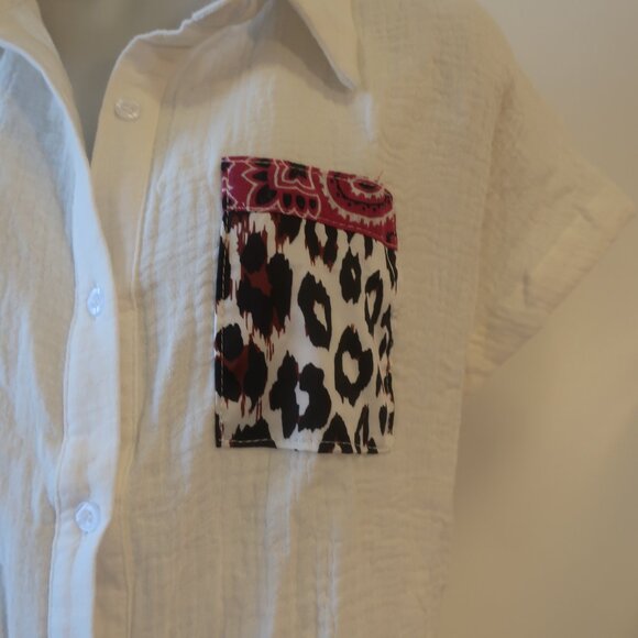 NWT Womens Romi Basha White "Michelle" Leopard & Paisley Button Down Shirt XS*** - Picture 3 of 6